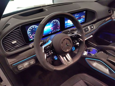 Used 2025 Mercedes-Benz GLE 63 AMG S image 4