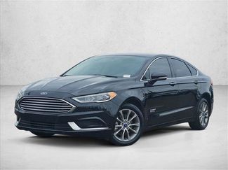 Used 2018 Ford Fusion Energi SE FWD video 4