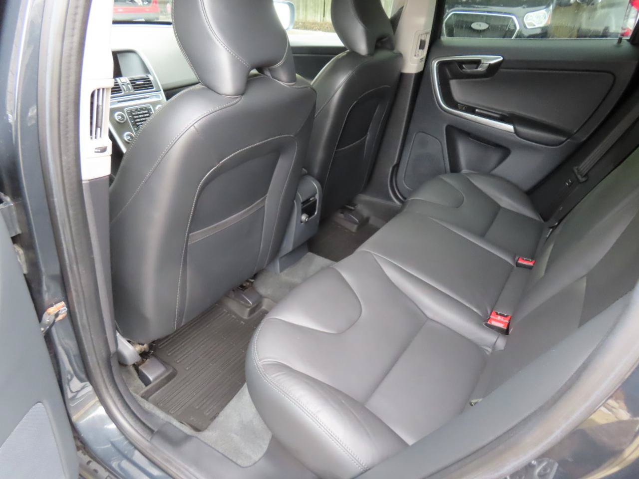 Used 2015 Volvo XC60 T5 Premier FWD image 13