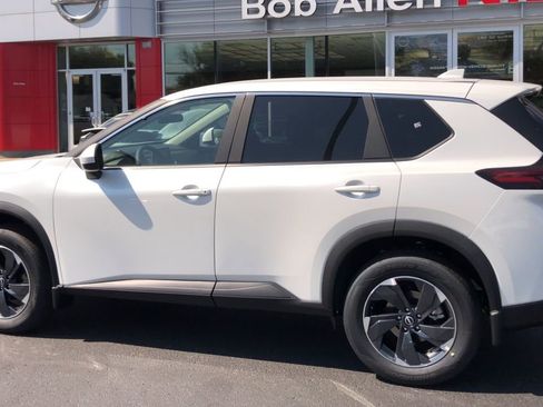 New 2026 Nissan Rogue SV w/ Cold Weather Package image 5