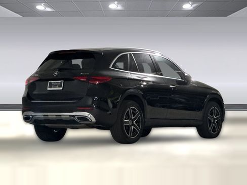 Used 2026 Mercedes-Benz GLC 300 4MATIC image 9