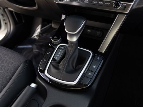 Used 2024 Kia Seltos S image 19