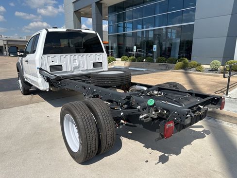 Used 2024 Ford F550 4x4 SuperCab Super Duty image 7