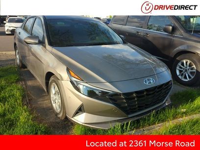 Used 2022 Hyundai Elantra SE