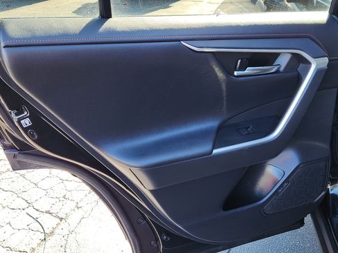 Used 2019 Toyota RAV4 Adventure image 22