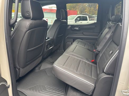 New 2026 GMC Sierra 1500 AT4X w/ AT4X AEV Edition image 11