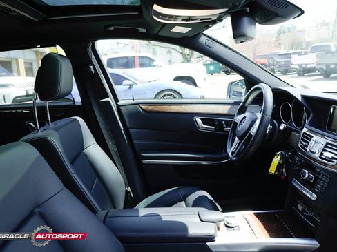 Used 2014 Mercedes-Benz E 350 4MATIC Wagon w/ Premium 1 Package image 35