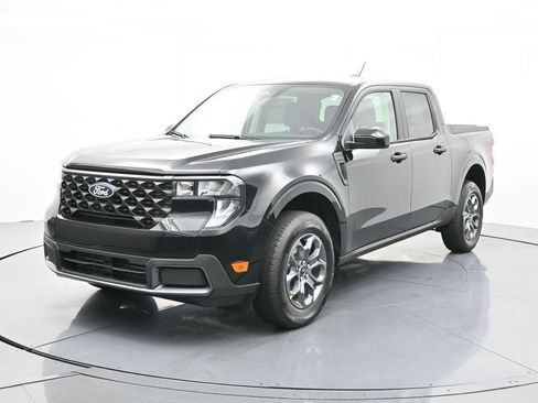 New 2025 Ford Maverick XLT w/ XLT Luxury Package AWD/4WD image 1