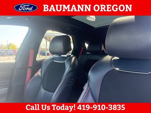Used 2023 Genesis GV70 2.5T w/ Sport Prestige Package AWD/4WD image 16