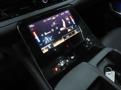 Used 2025 INFINITI QX80 Autograph image 14