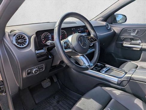 Used 2025 Mercedes-Benz GLA 250 image 10