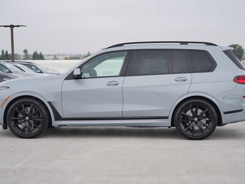 New 2027 BMW X7 xDrive40i w/ Executive Package AWD/4WD image 4