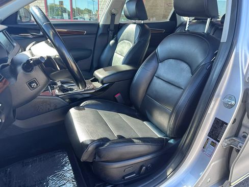 Used 2017 Kia Cadenza Technology FWD image 9