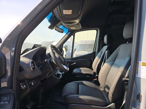 Used 2026 Mercedes-Benz Sprinter 2500 image 20