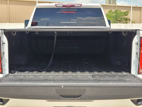 Used 2024 Chevrolet Silverado 2500 High Country w/ High Country Premium Package AWD/4WD image 10