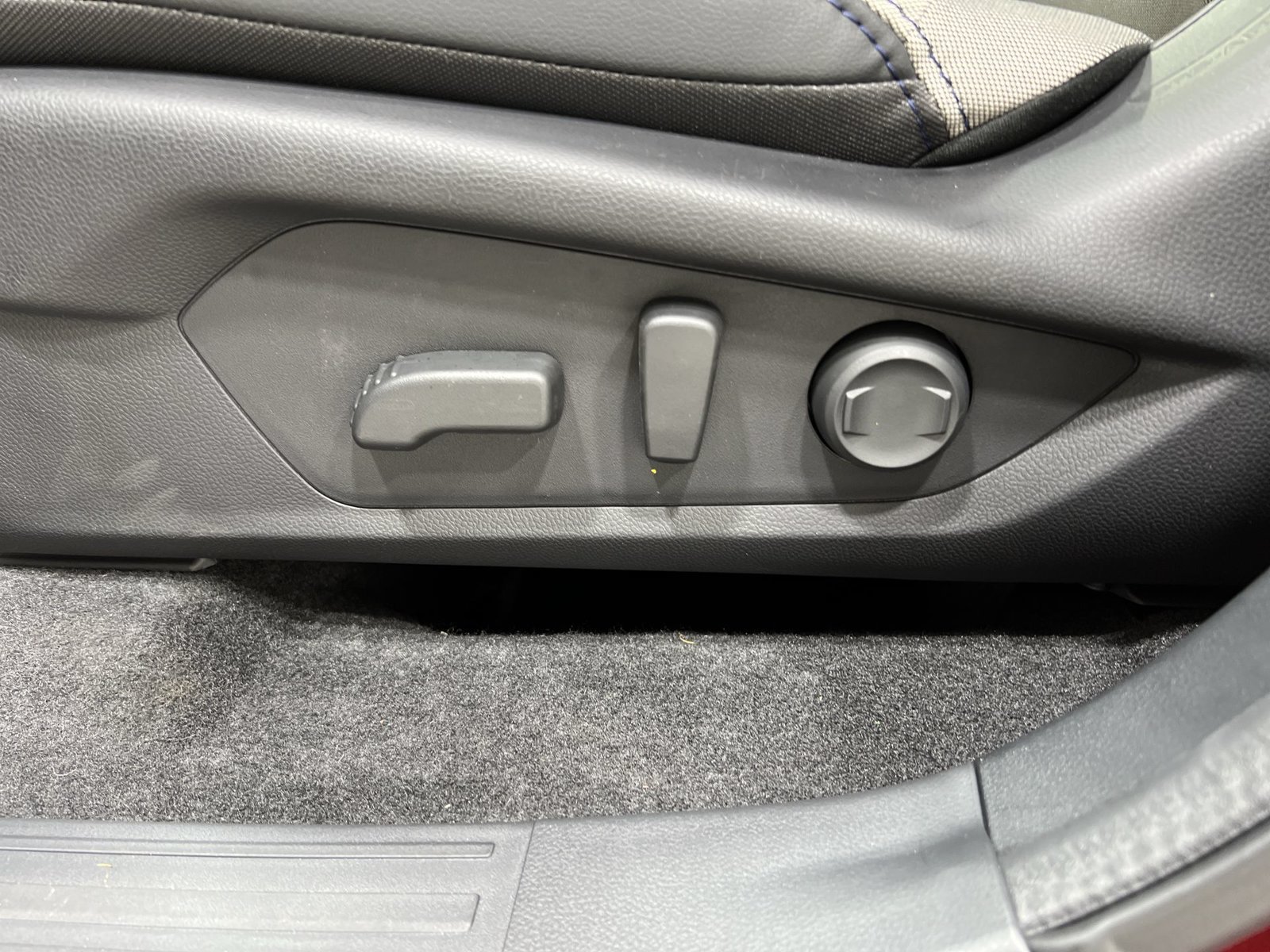 New 2026 Subaru Forester Premium AWD/4WD image 12