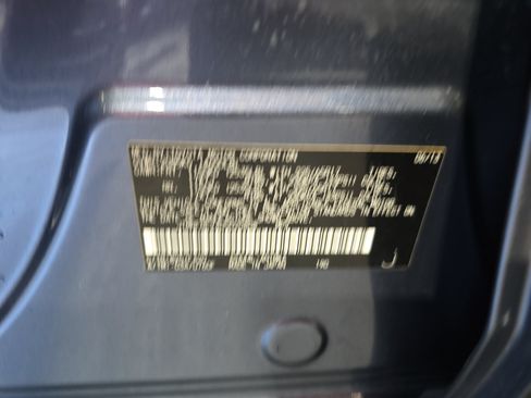 Used 2013 Toyota RAV4 XLE AWD/4WD image 34