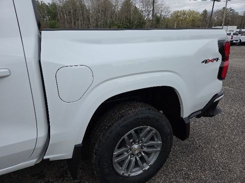 New 2026 Chevrolet Colorado LT w/ LT Convenience Package AWD/4WD image 41