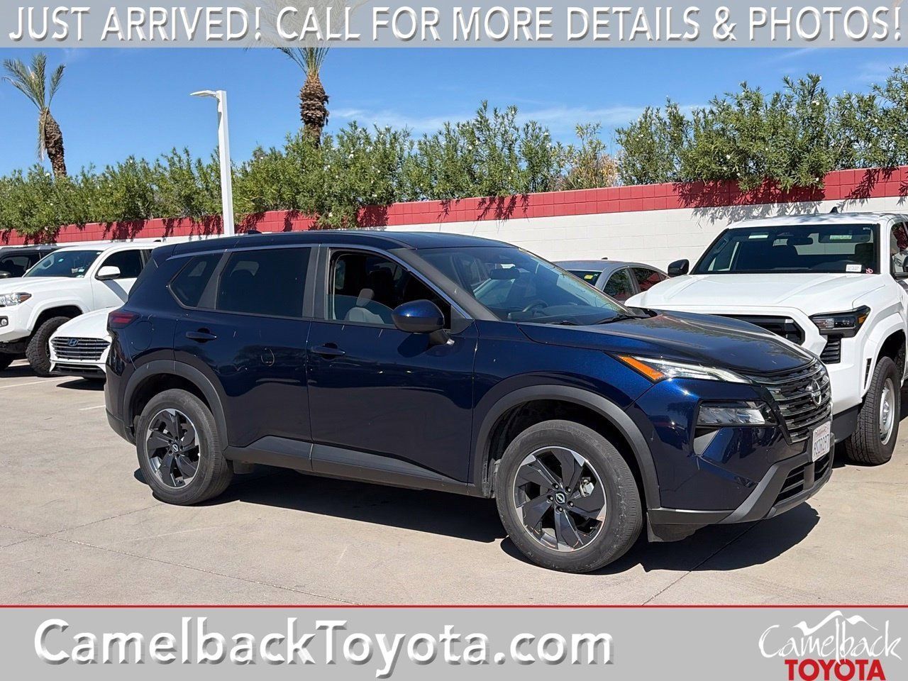 Used 2025 Nissan Rogue SV FWD image 1