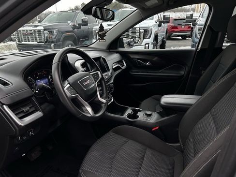 Used 2023 GMC Terrain SLE w/ Driver Convenience Package image 15