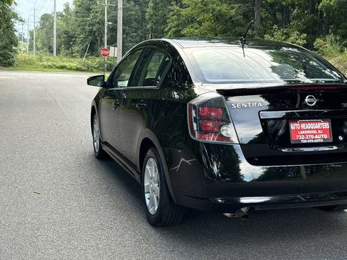Used 2011 Nissan Sentra 2.0 SR FWD image 8