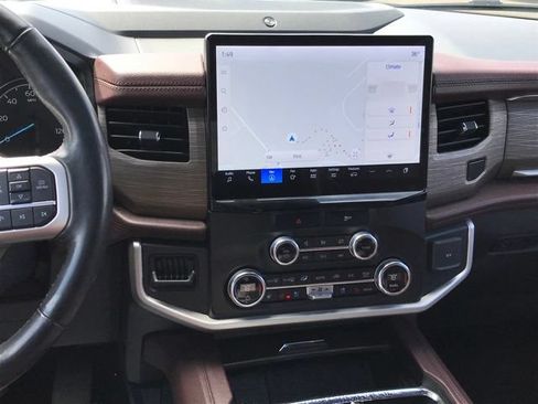 Used 2023 Ford Expedition Limited AWD/4WD image 9