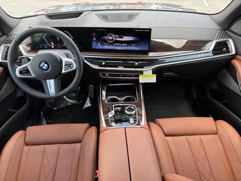 New 2027 BMW X7 xDrive40i w/ Executive Package AWD/4WD image 15