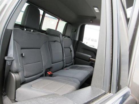 Used 2019 GMC Sierra 1500 SLE w/ SLE Value Package AWD/4WD image 22