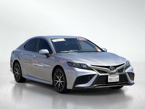 Certified 2022 Toyota Camry SE w/ Convenience Package FWD image 12