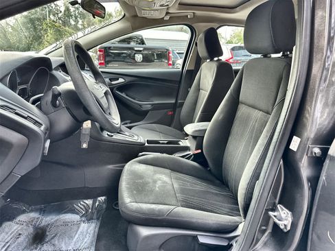Used 2016 Ford Focus SE image 11