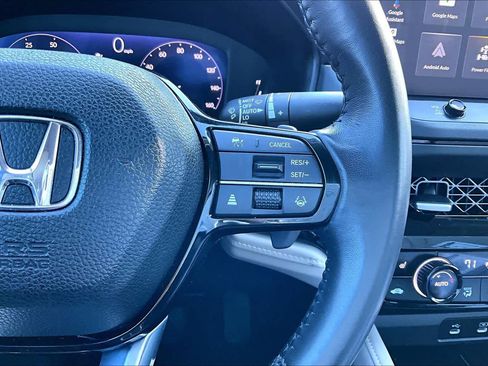 Used 2023 Honda Accord Touring image 22