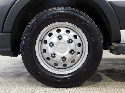 Used 2024 Ford Transit 250 Low Roof AWD w/ Exterior Upgrade Package image 23