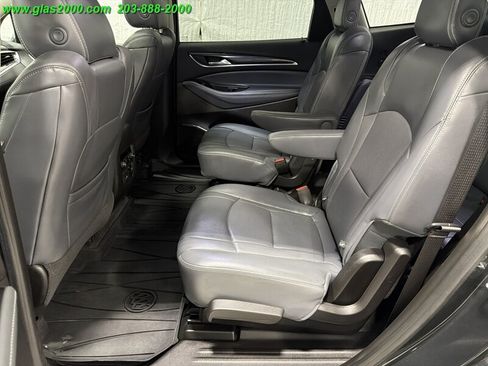 Used 2018 Buick Enclave Premium AWD/4WD image 9