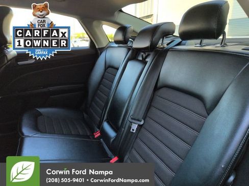 Used 2018 Ford Fusion SE w/ Equipment Group 201A FWD image 25
