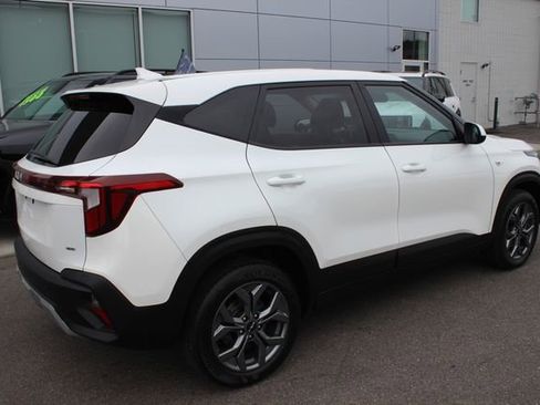 Certified 2024 Kia Seltos LX AWD/4WD image 10