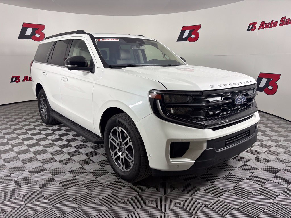 Used 2025 Ford Expedition Active RWD image 10