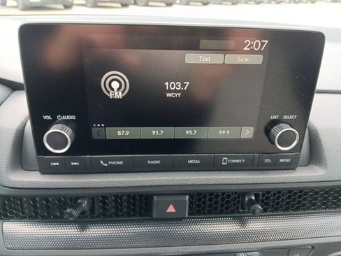 Used 2025 Honda CR-V EX image 14