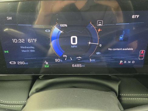 New 2025 Chevrolet Blazer EV LT w/ Midnight/Sport Edition FWD image 16