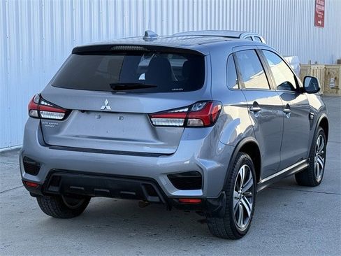 Used 2023 Mitsubishi Outlander Sport ES image 4