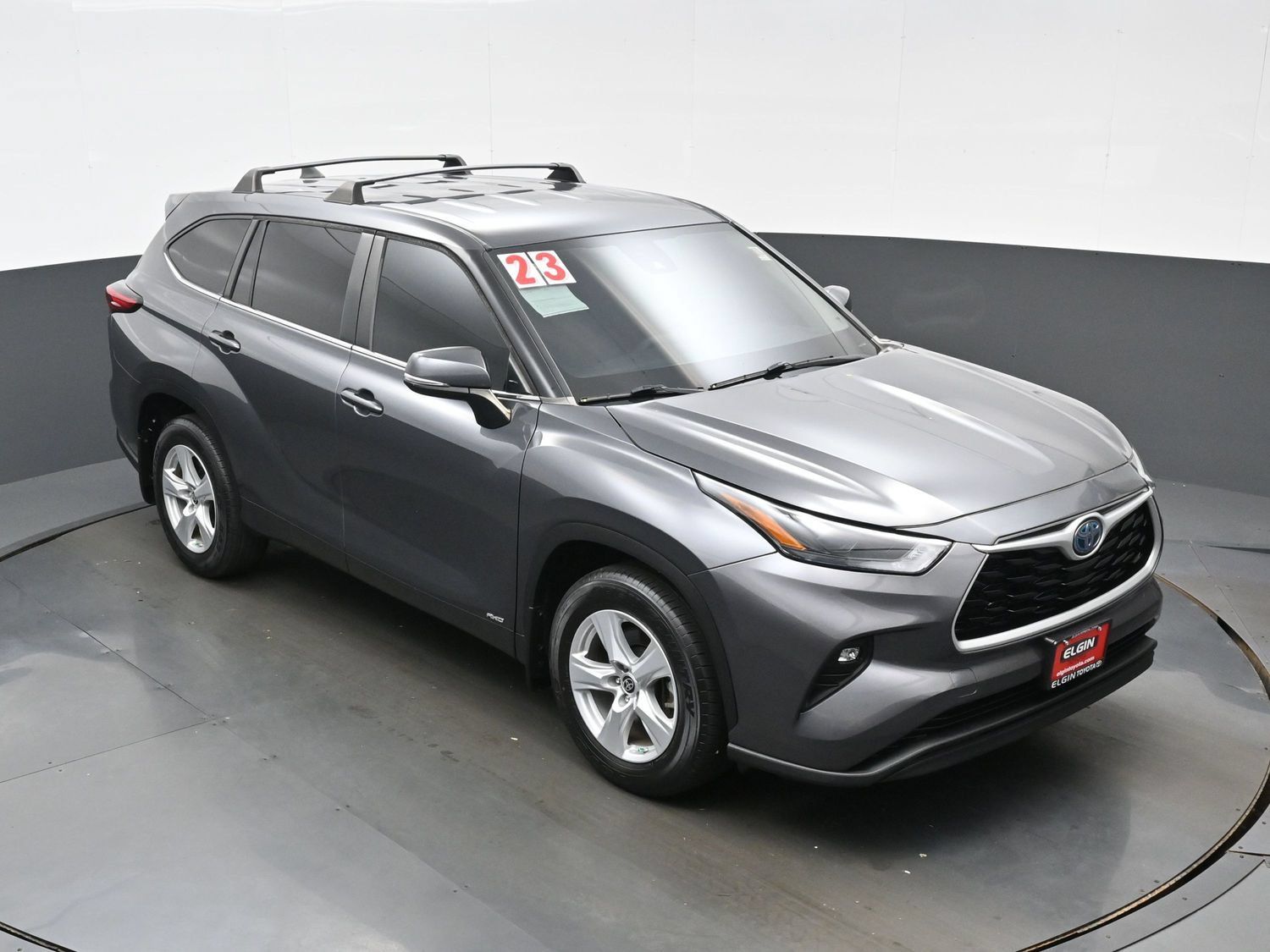 Used 2023 Toyota Highlander LE AWD/4WD image 34