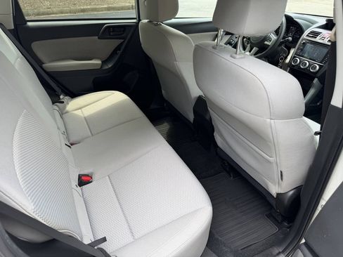 Used 2017 Subaru Forester 2.5i Premium AWD/4WD image 14