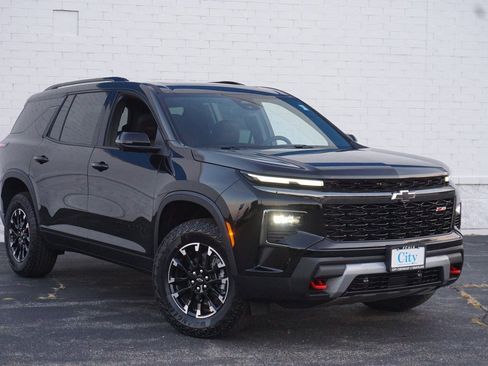 New 2026 Chevrolet Traverse Z71 w/ Driver Confidence Package image 2