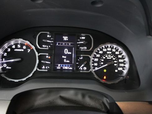 Used 2018 Toyota Tundra SR5 w/ TRD Off Road Package AWD/4WD image 43