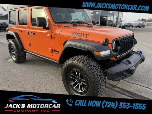 Used 2025 Jeep Wrangler Unlimited Sport AWD/4WD image 13