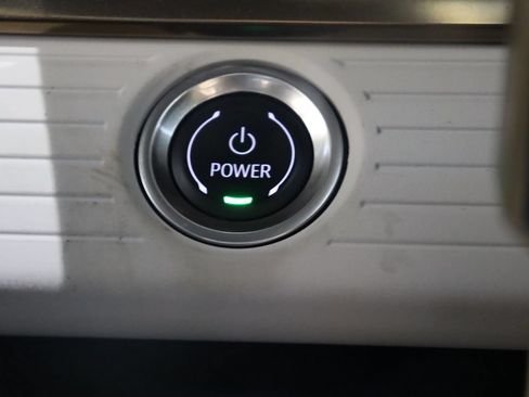 Used 2025 GMC Hummer EV 2X AWD/4WD image 59