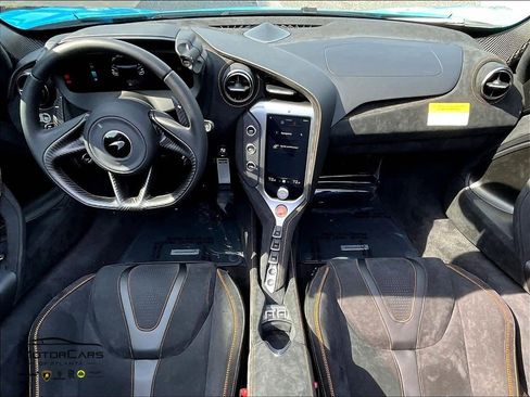 New 2026 McLaren 750S Spider RWD image 5