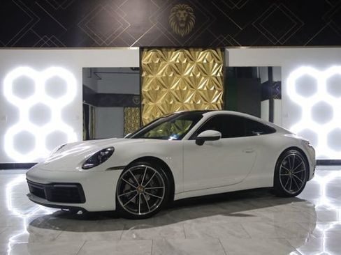 Used 2020 Porsche 911 Carrera RWD image 4