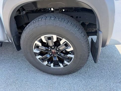 Used 2024 Nissan Frontier PRO-4X w/ Off-Road Protection Package AWD/4WD image 6