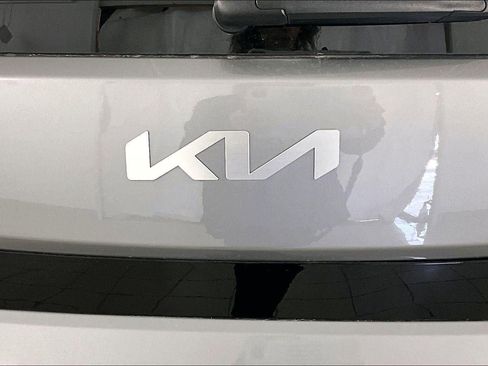 Used 2025 Kia Soul LX FWD image 24