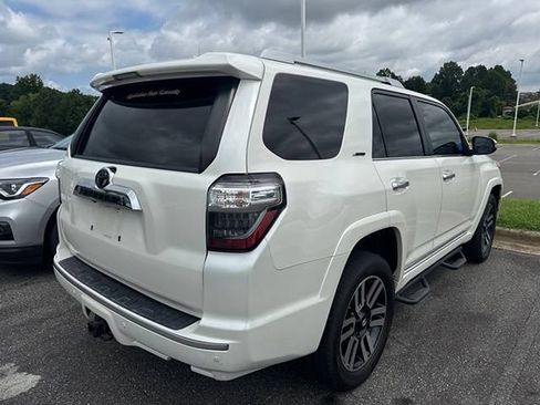 Used 2018 Toyota 4Runner Limited AWD/4WD image 4
